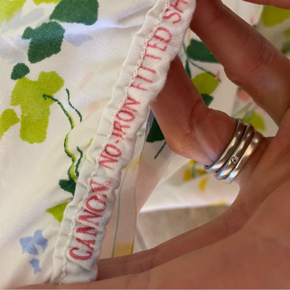 Cannon Vintage 1980s Floral Twin Bed Sheet And Fitted Sheet - Picture 3 of 5